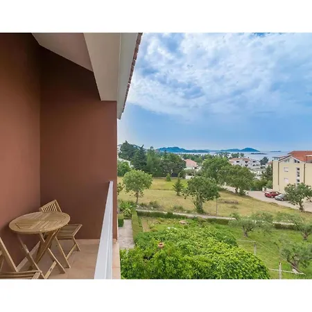 Apartment Stunning In With House Sea View *