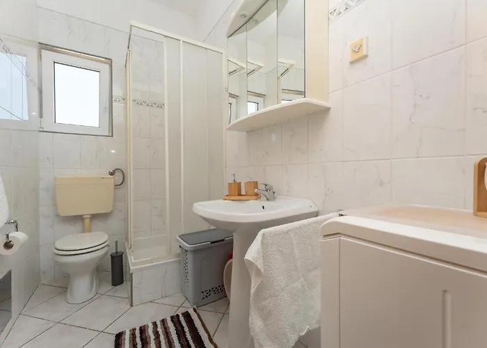 Lägenhet 1 Bedroom In *
