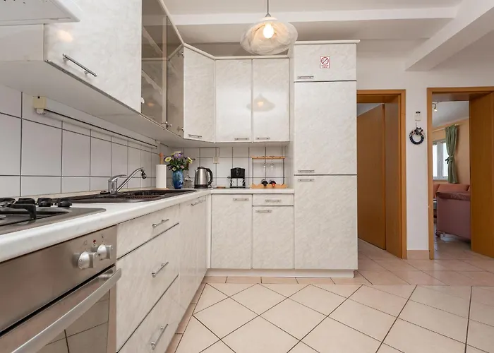 公寓 1 Bedroom In Pakoštane