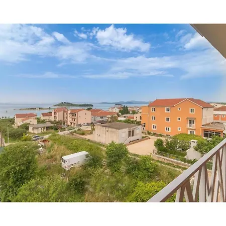 Stunning In With House Sea View Apartament *